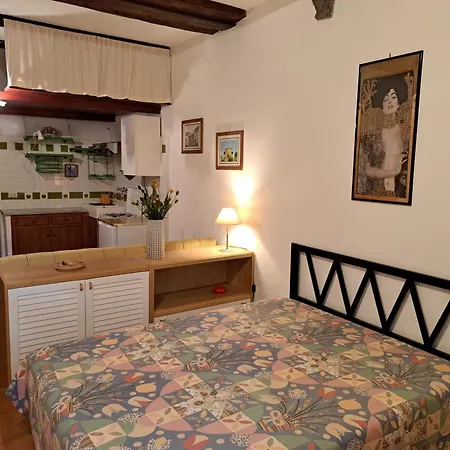 Le Melette - By Borgolago Capodimonte